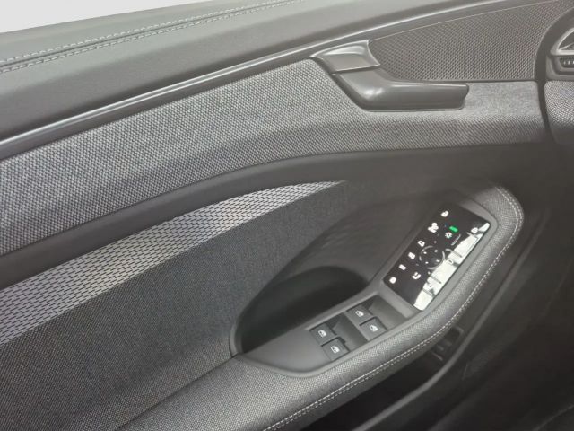 Audi A6 Quattro Sedan