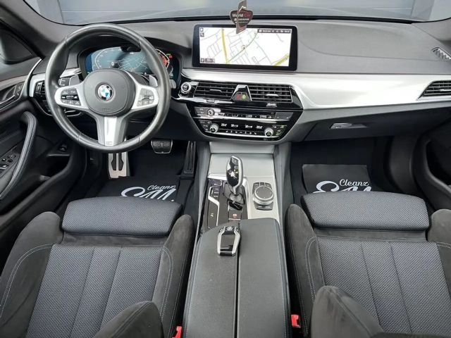 BMW 530 530d M-Sport Sedan xDrive