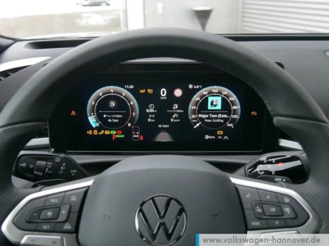 Volkswagen T-Roc 1.5 eTSI DSG IQ.Drive R-Line