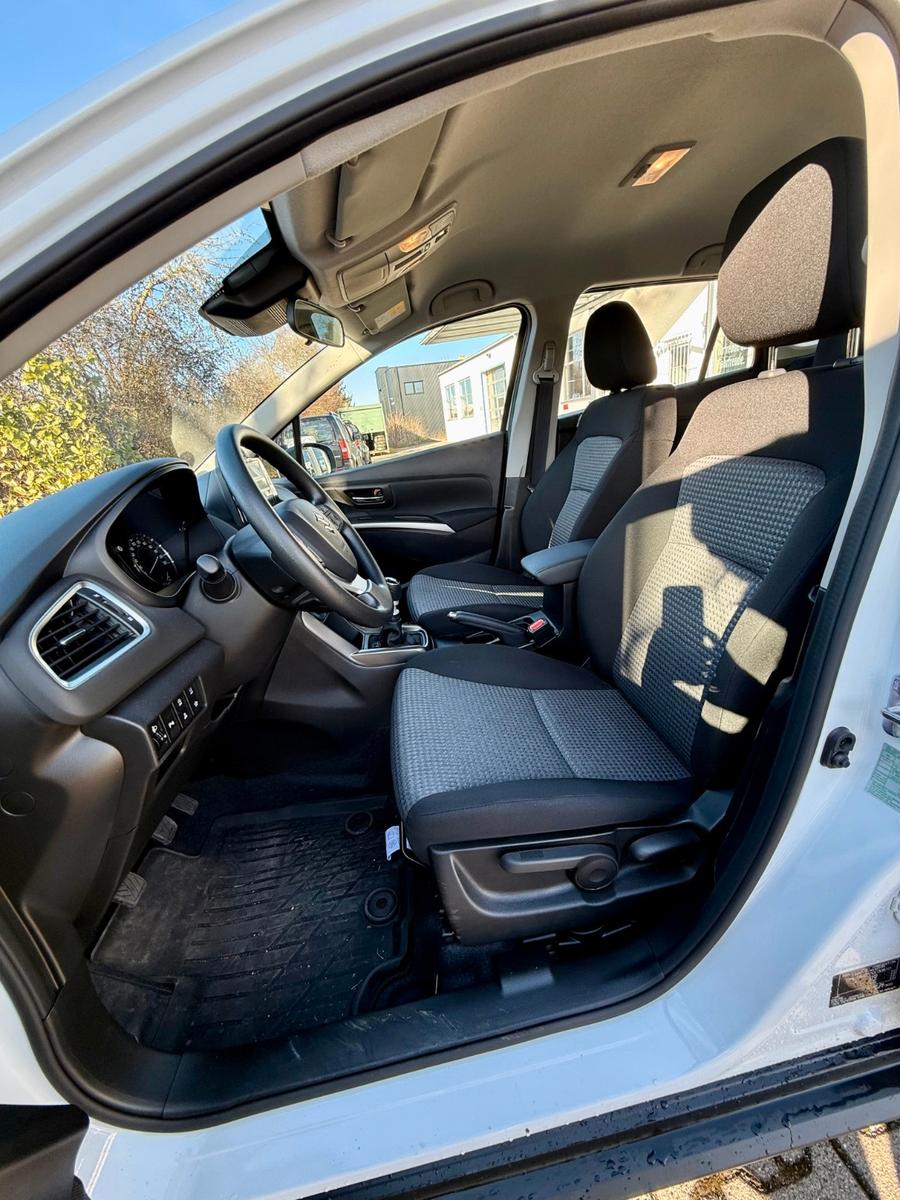 Suzuki SX4 S-Cross Boosterjet Hybrid