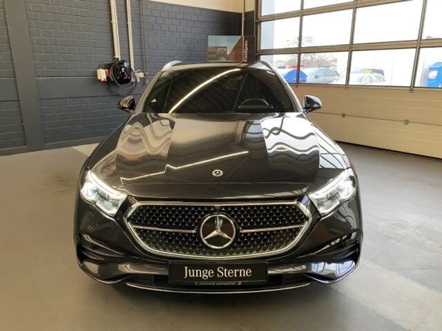 Mercedes-Benz E 220 AMG Line E 220 d Estate