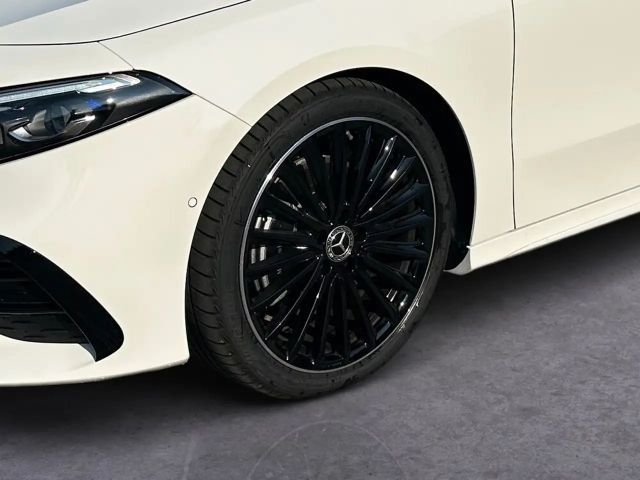 Mercedes-Benz A 220 A 220 d AMG Line Premium