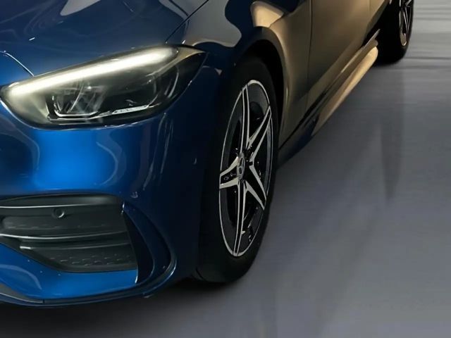 Mercedes-Benz C 200 AMG Line Sedan