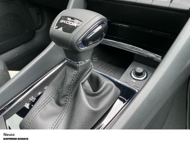 Skoda Karoq 1.5 TSI Selection