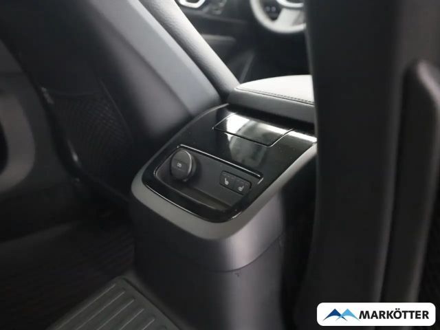 Volvo V90 AWD Dark Plus T6