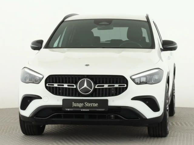 Mercedes-Benz GLA 180 Progressive