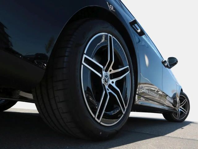 Mercedes-Benz E 220 AMG Line E 220 d Estate