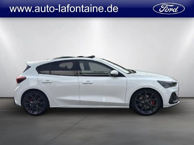 Ford Focus ST Line