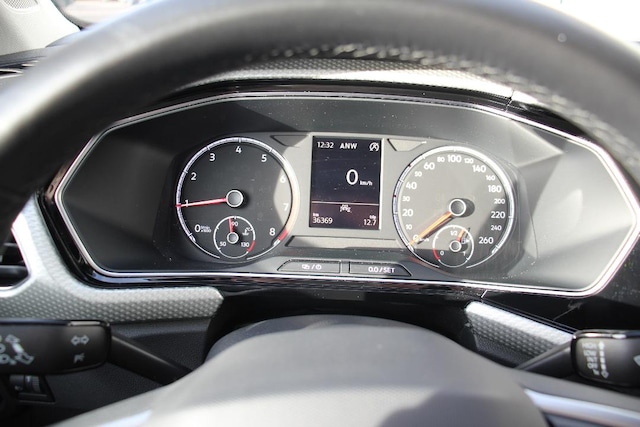 Volkswagen T-Cross Move