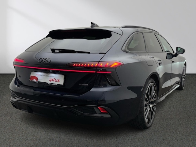 Audi A6 Avant Quattro S-Tronic