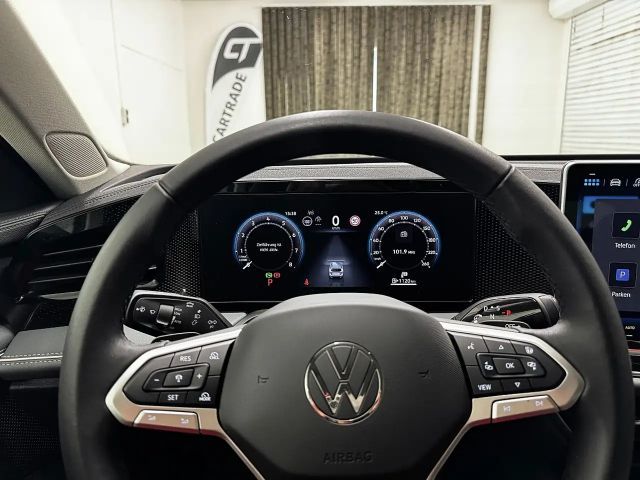 Volkswagen Passat ACT Business DSG Variant