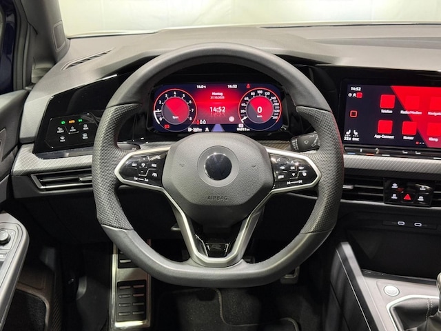 Volkswagen Golf 1.5 TSI R-Line Variant