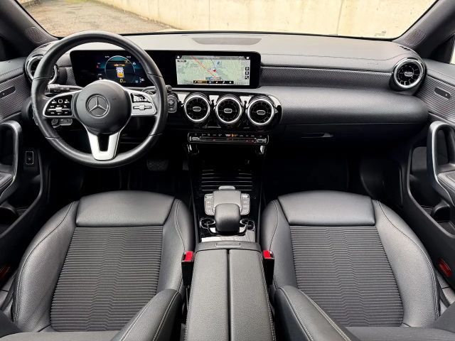 Mercedes-Benz CLA 180 Shooting Brake