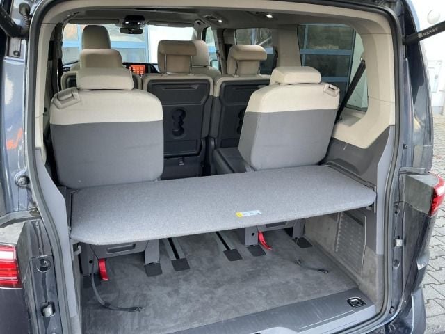 Volkswagen Multivan 1.5 TSI DSG Life
