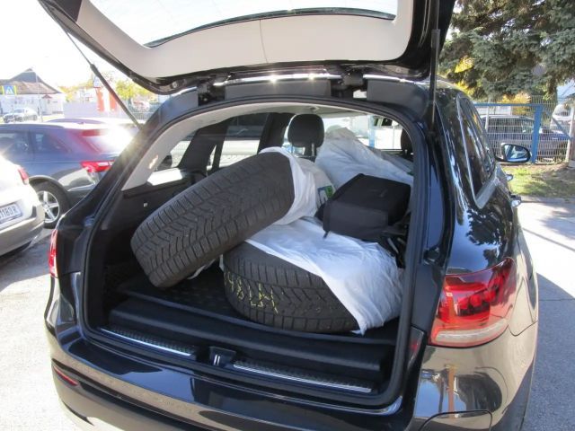 Mercedes-Benz GLC 300 4MATIC