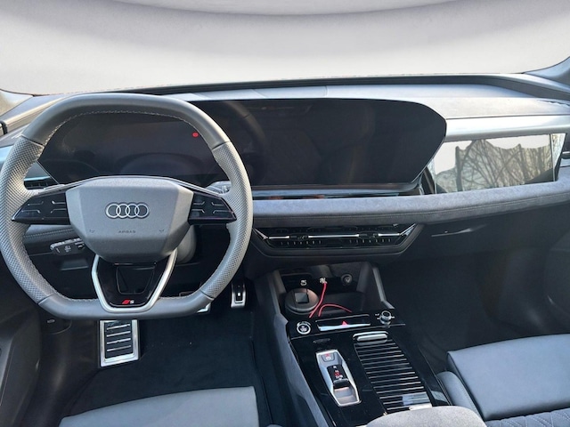 Audi Q6 e-tron Quattro