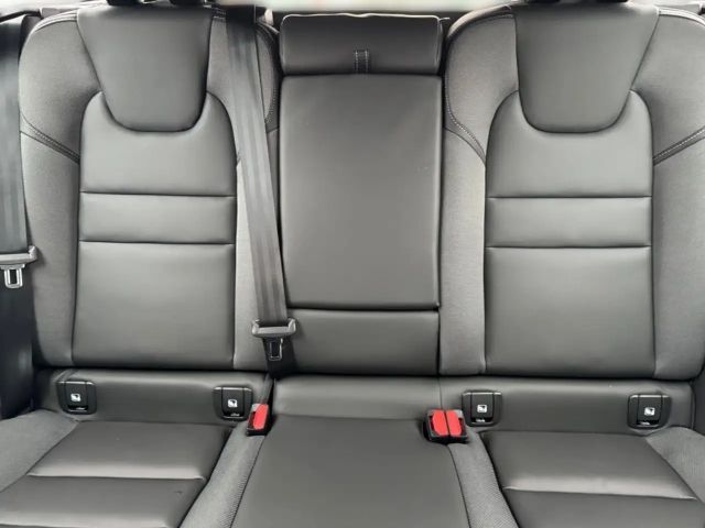 Volvo V60 Dark Hybrid Plus