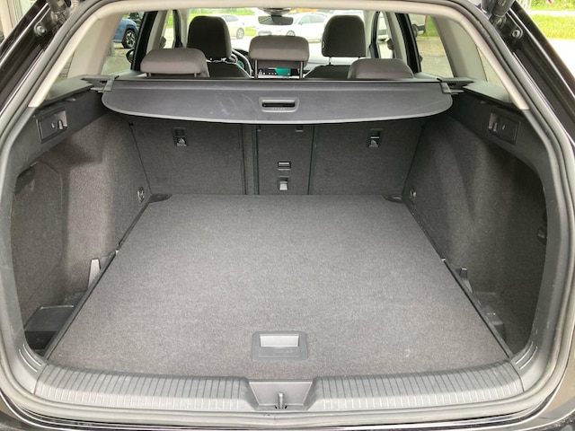 Volkswagen Golf 2.0 TDI Golf VIII Variant