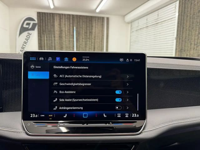 Volkswagen Passat ACT Business DSG Variant