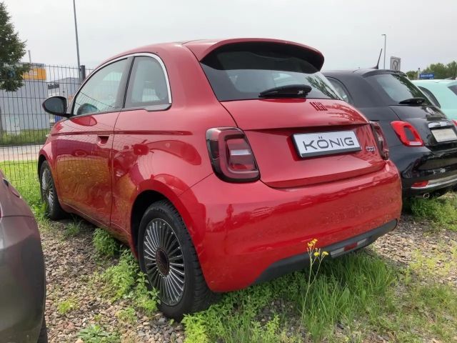 Fiat 500e RED