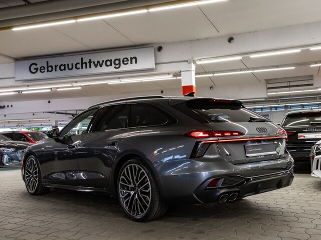 Audi A6 Avant Quattro S-Tronic