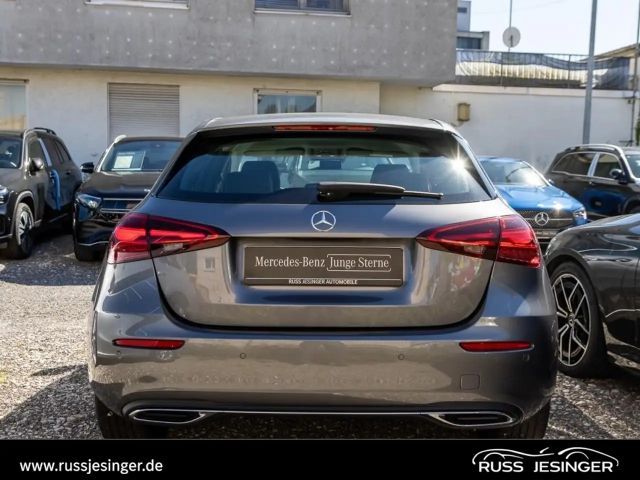 Mercedes-Benz A 200 Progressive