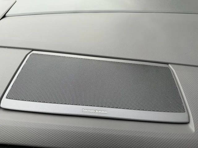 Volkswagen Multivan 2.0 TDI DSG Style T7