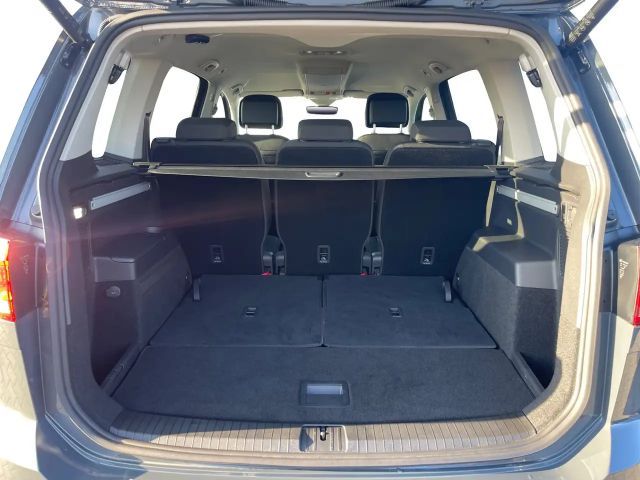 Volkswagen Touran DSG Highline R-Line