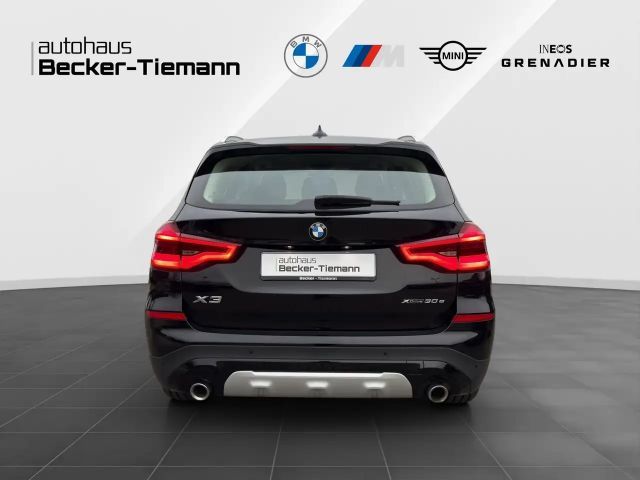 BMW X3 xDrive30e