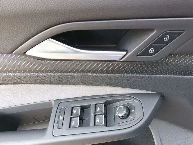 Volkswagen Golf R PERFORMANCE LM19 MATRIX DCC KAMERA