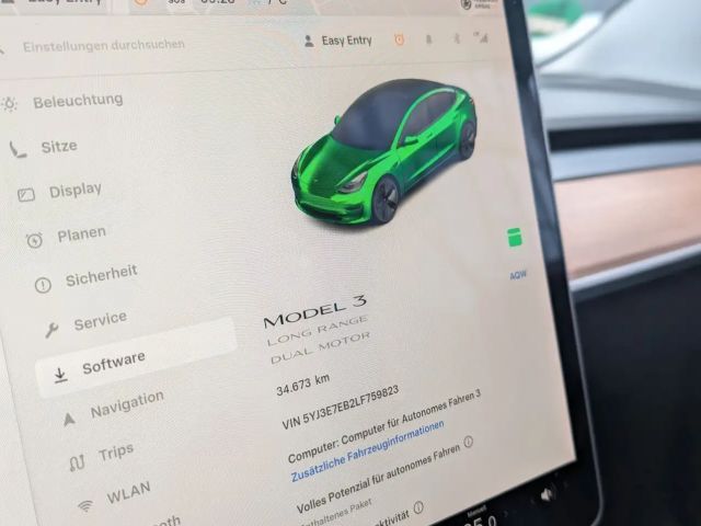 Tesla Model 3 Long Range