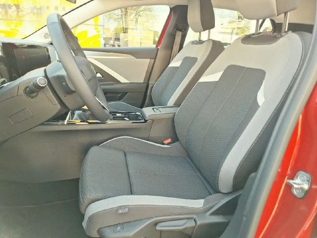 Opel Astra 1.2 Turbo Enjoy Turbo