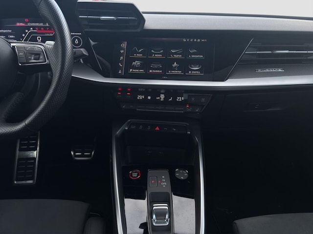 Audi RS3 Quattro S-Tronic Sedan