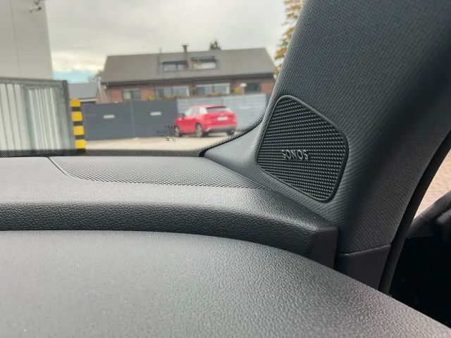 Audi A3 35 TFSI Business Sedan