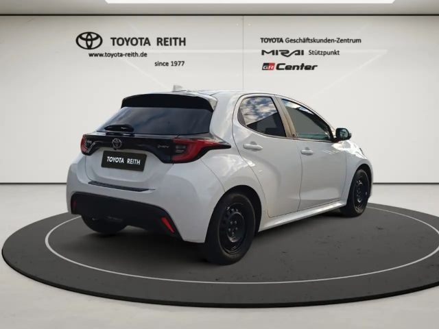 Toyota Yaris Hybride Team D