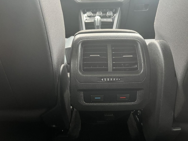 Volkswagen Touran 1.5 TSI IQ.Drive