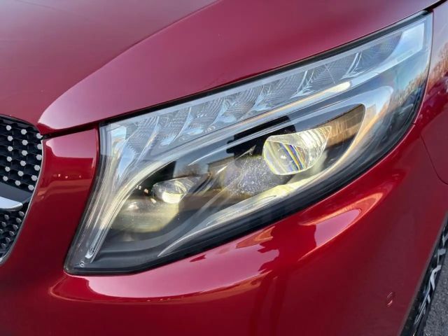 Mercedes-Benz V 300 AMG Line V 300 d