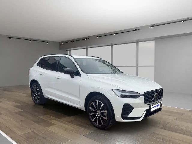 Volvo XC60 Dark Plus
