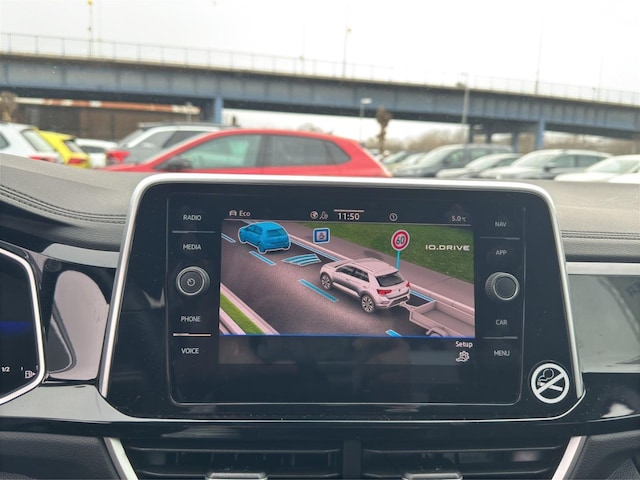 Volkswagen T-Roc 1.5 TSI DSG Plus R-Line