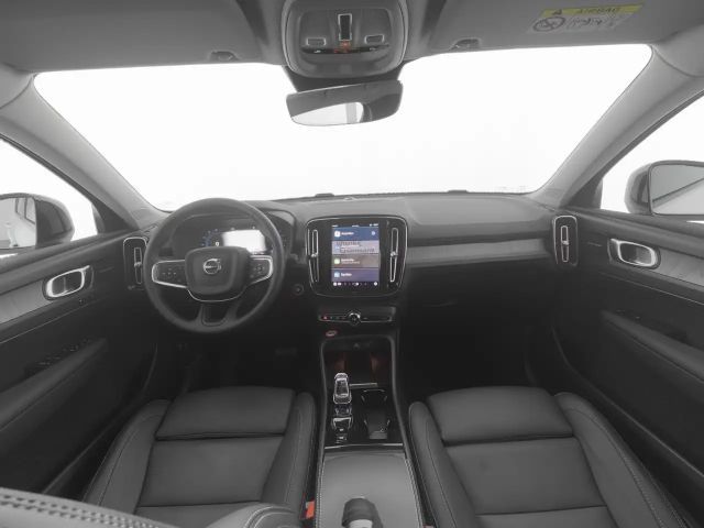 Volvo XC40 Dark Plus