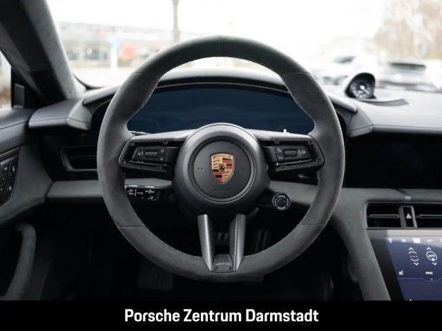 Porsche Taycan GTS