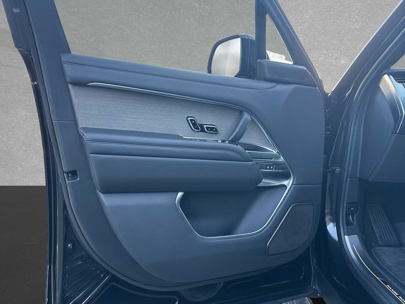 Land Rover Range Rover P530