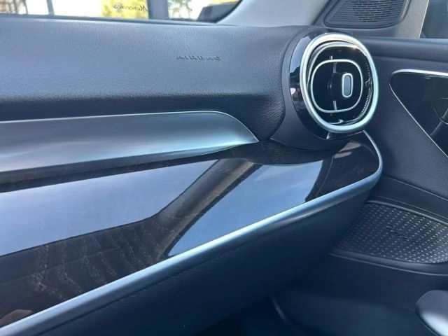 Mercedes-Benz C 180 AVANTGARDE Sedan