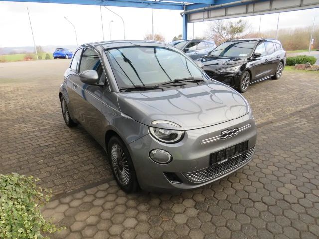 Fiat 500e 500e 42kWh Komfort&Stely Paket PDC Kamera ALU