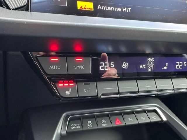 Audi A3 30 TFSI Sedan