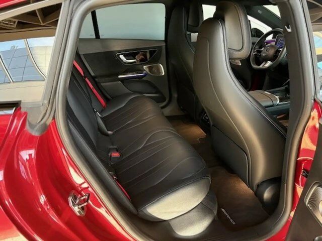 Mercedes-Benz EQE 300 Premium Sedan