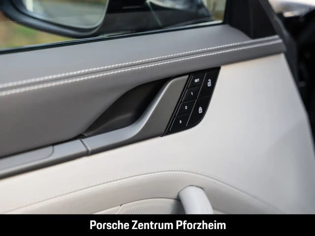 Porsche 992 4S Carrera Coupé