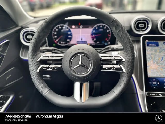 Mercedes-Benz C 200 AMG Line Sedan