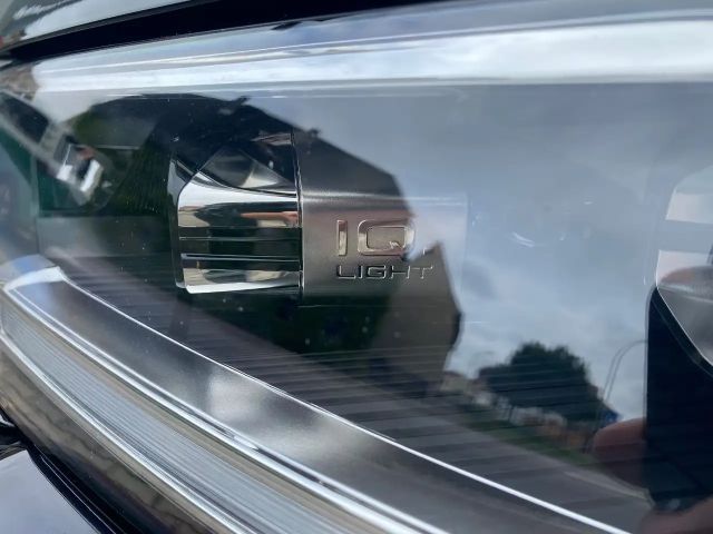 Volkswagen T-Roc IQ.Drive R-Line