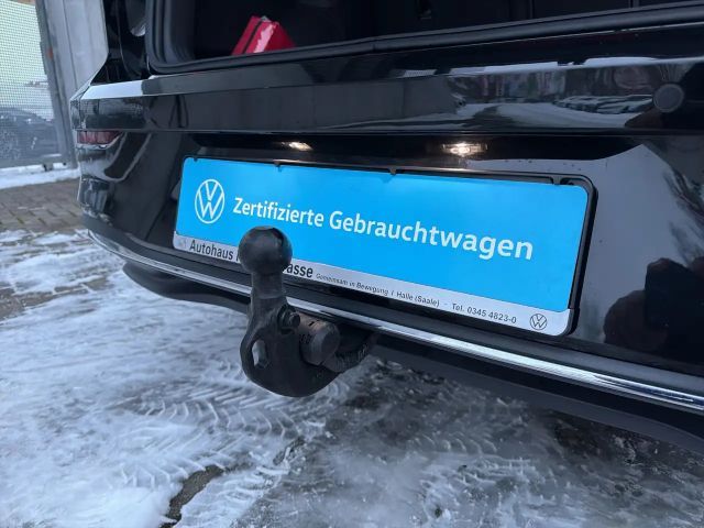 Volkswagen Golf 1.5 eTSI DSG Golf VIII